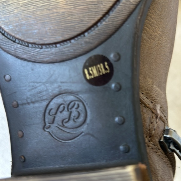 Lucky brand distressed brown leather short boots size 8 1/2 - Picture 9 of 10